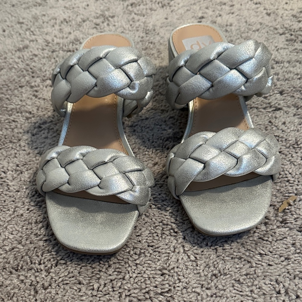 DV by Dolce Vita Metallic Braided Sandals Silver Size 8